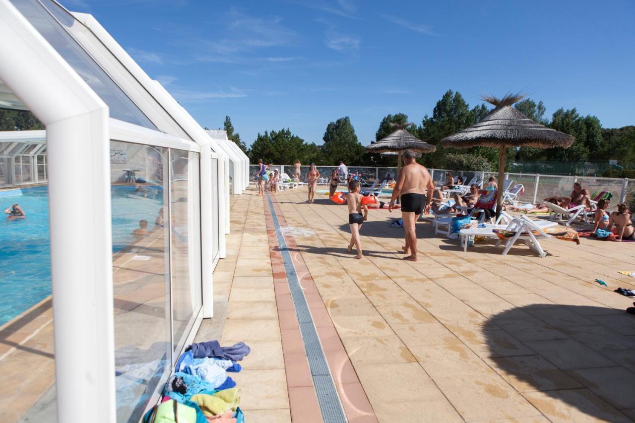Domaine Du Collet**** Hotel Villeneuve-en-Retz Екстериор снимка