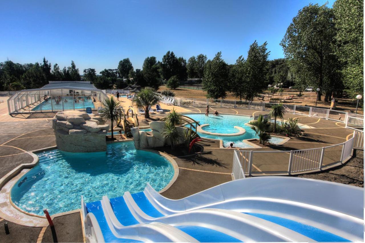 Domaine Du Collet**** Hotel Villeneuve-en-Retz Екстериор снимка